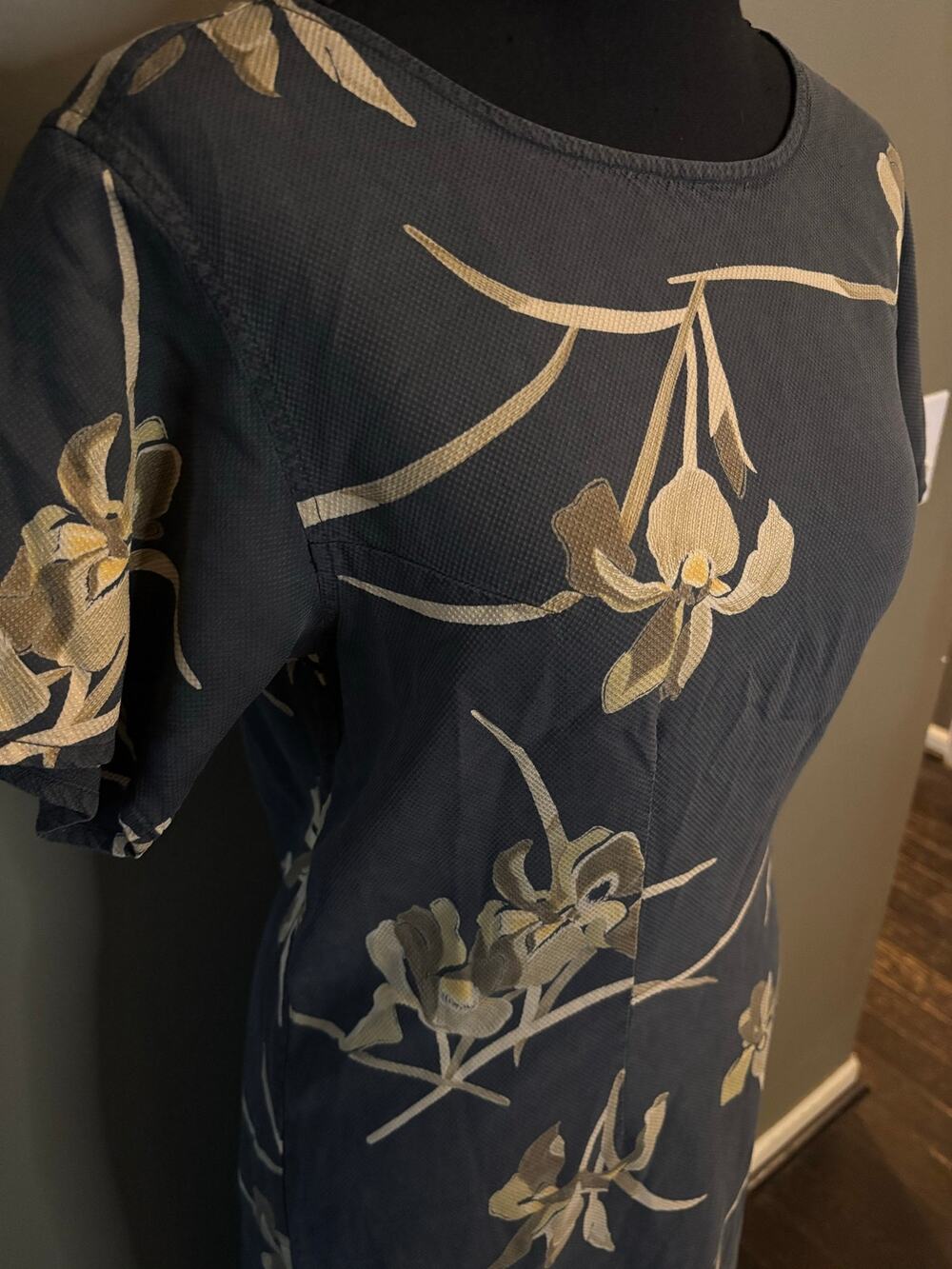 Vintage Y2K Tommy Bahama 100% Silk Floral Maxi Dress